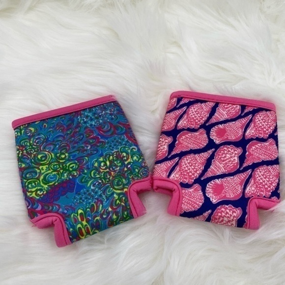 Two Lilly Pulitzer Coozies Lilly’s Lagoon ~ Shell Yeah? New - Picture 2 of 2